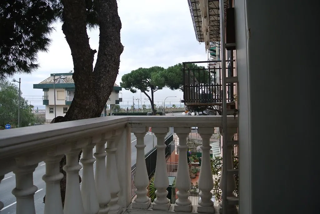 Casa Selly Apartment Loano